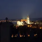 公寓 By Interhome 蒂豪尼